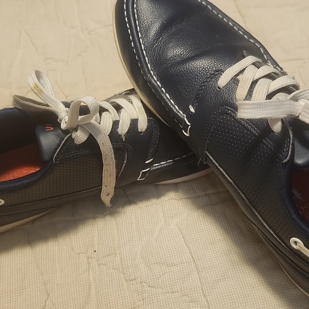 Lacoste Men's Navy Leather Shoes